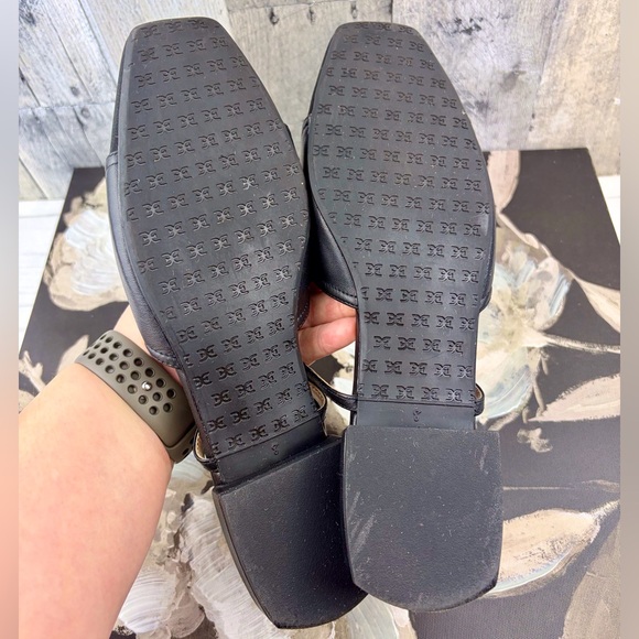 Sam Edelman Kara 2 Slingback Square Toe Slides in Black Size 8.